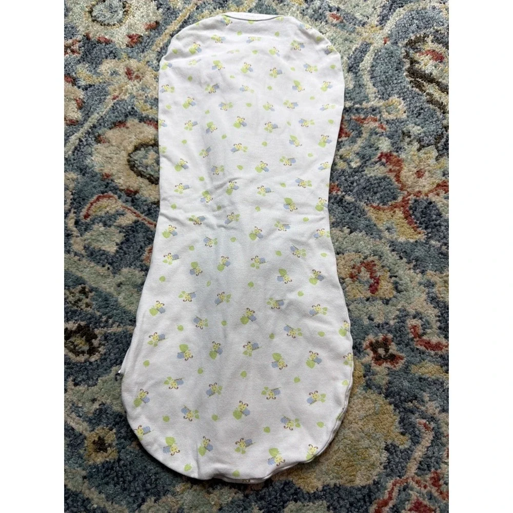 SwaddleMe Pod Swaddle Boys Newborn White Blue Green Bug Print Sleep Sack EUC